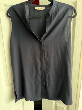 Tory Burch Sleeveless Navy Button-Front Blouse